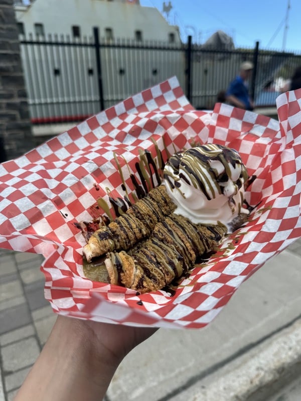 Eva's Chimney Cones — product content (drizzle)